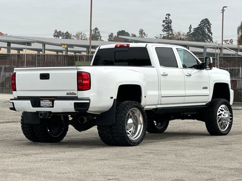 Used 2015 Chevrolet Silverado 3500 High Country w/ Duramax Plus Package image 4