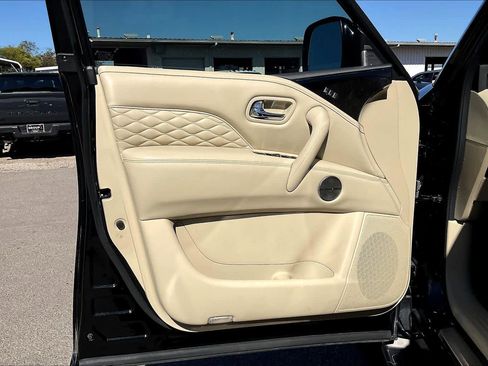 Used 2022 INFINITI QX80 Sensory w/ Cargo Package image 21