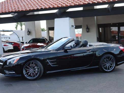 Used 2014 Mercedes-Benz SL 550 image 5