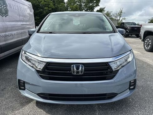 Used 2024 Honda Odyssey Elite image 11