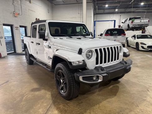 Used 2022 Jeep Gladiator Sport AWD/4WD image 4