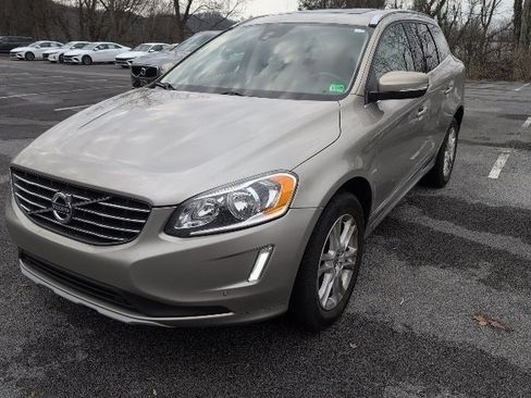 Used 2016 Volvo XC60 T5 Premier w/ Proximity Package image 1