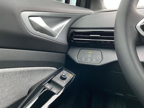 New 2026 Volkswagen ID.4 Pro image 23