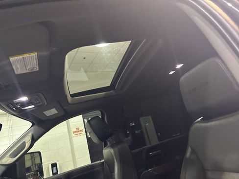 Used 2022 GMC Sierra 2500 Denali w/ Denali Ultimate Package image 37