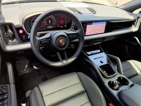 New 2026 Porsche Cayenne AWD/4WD image 4