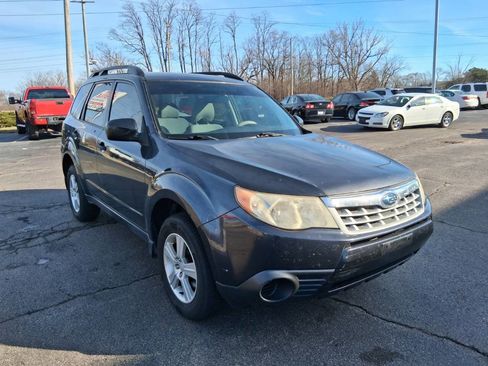 Used 2013 Subaru Forester 2.5X image 3