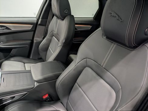 New 2026 Jaguar F-PACE R-Dynamic S image 8