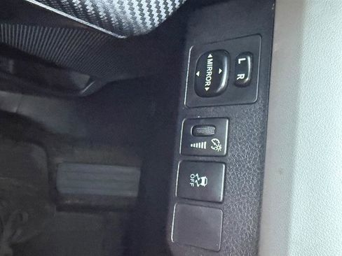 Used 2015 Toyota RAV4 LE image 26