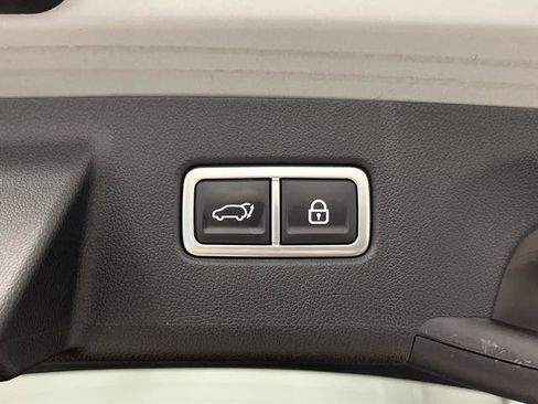 Used 2023 Kia Sorento X-Line EX image 16