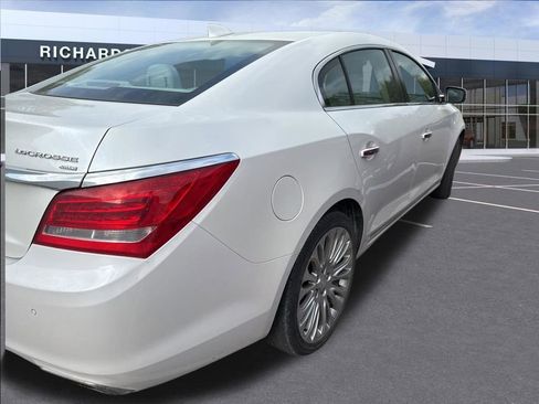 Used 2016 Buick LaCrosse Premium w/ Driver Confidence Package #1 AWD/4WD image 9