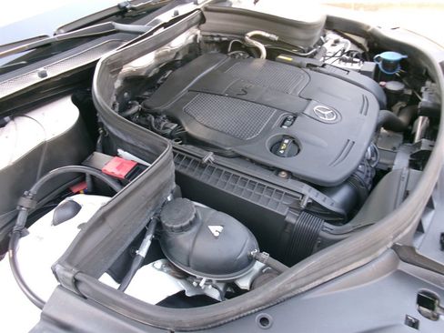 Used 2014 Mercedes-Benz GLK 350 4MATIC image 51