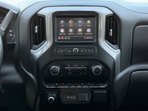 Used 2022 Chevrolet Silverado 1500 Custom Trail Boss w/ Realtree Special Edition AWD/4WD image 17
