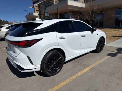 Used 2024 Lexus RX 500h F Sport w/ Convenience Package image 3