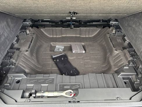 Certified 2025 BMW X5 xDrive40i w/ Climate Comfort Package image 32