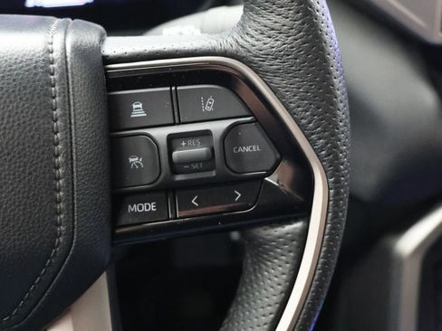 Used 2024 Toyota Tundra Limited image 25