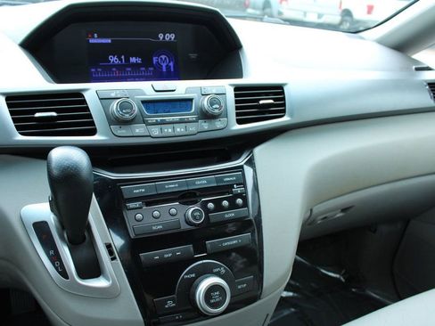 Used 2012 Honda Odyssey EX-L image 14