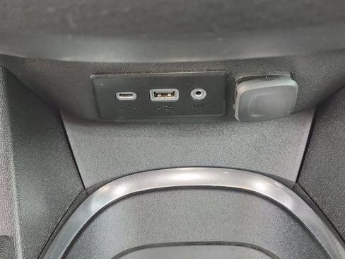 Used 2024 Chevrolet Malibu LT FWD image 17