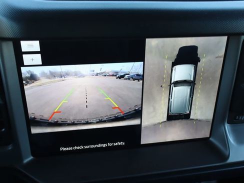 Used 2022 Ford Bronco Outer Banks image 35