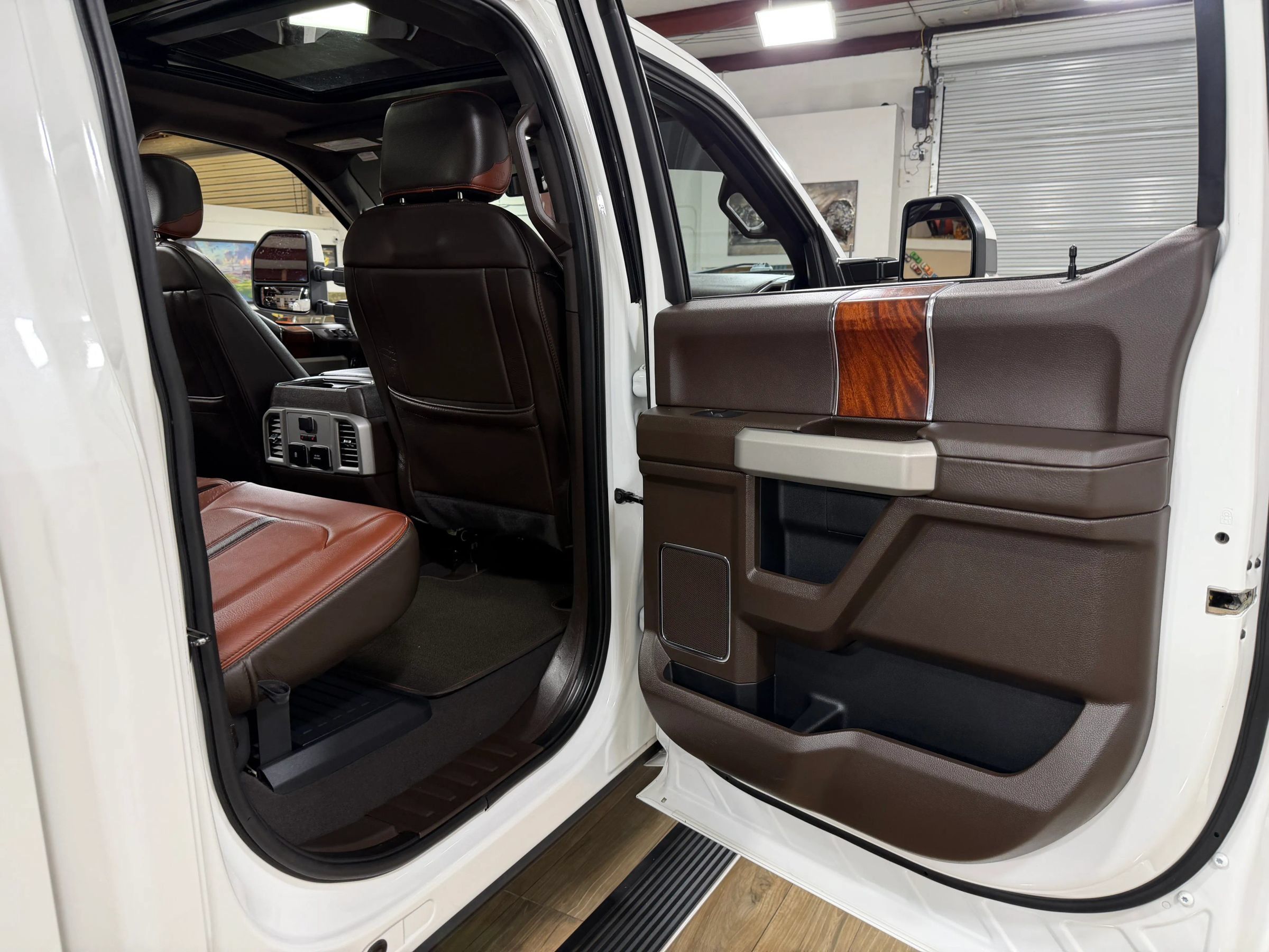 Used 2020 Ford F450 King Ranch w/ King Ranch Ultimate Package AWD/4WD image 17