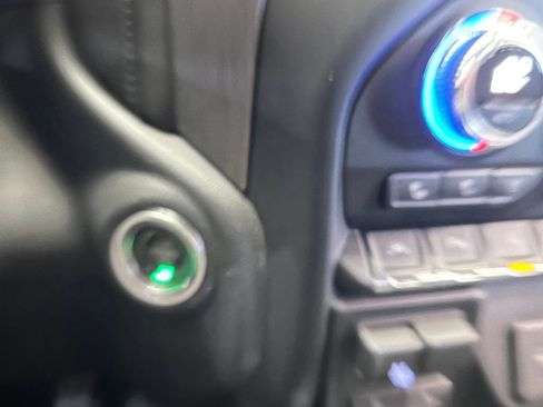 Used 2019 GMC Sierra 1500 Denali w/ Denali Ultimate Package image 17