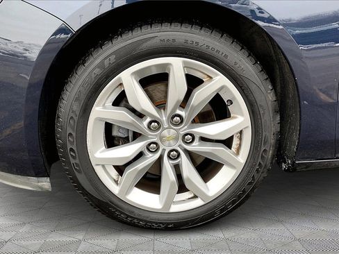 Used 2016 Chevrolet Impala LT w/ Convenience Package image 35