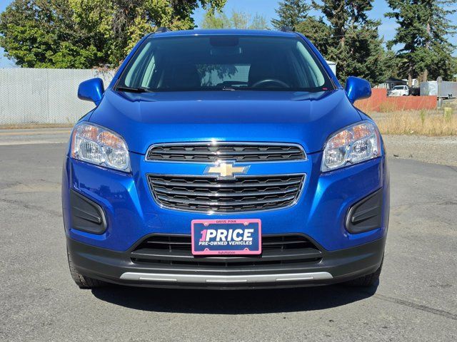 Used 2016 Chevrolet Trax LT w/ LT Sun and Sound Package AWD/4WD image 8