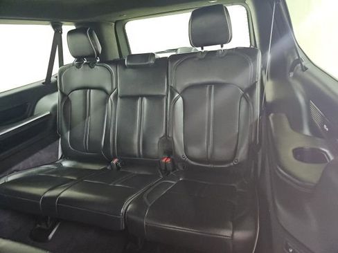 Used 2023 Jeep Grand Wagoneer L Series II image 9