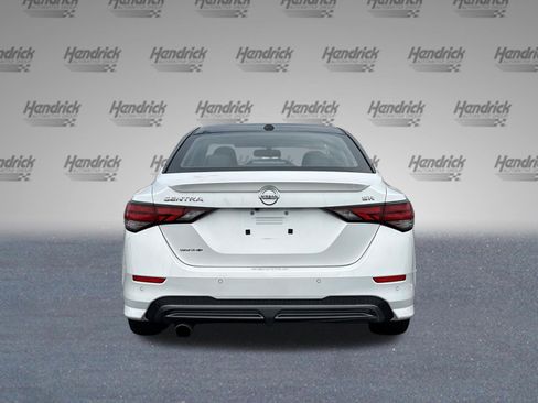 Used 2021 Nissan Sentra SR w/ SR Premium Package FWD image 9