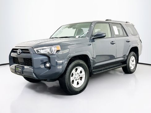 Used 2024 Toyota 4Runner SR5 image 3