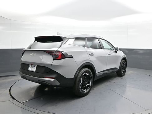 New 2026 Kia Sportage EX image 6