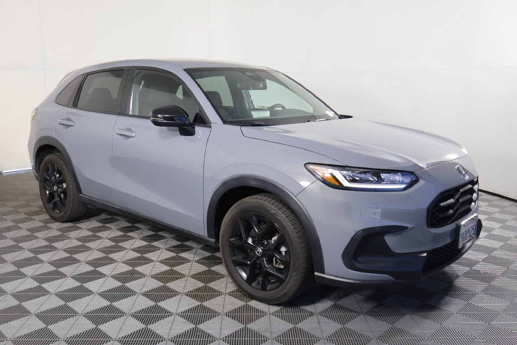 Used 2024 Honda HR-V Sport image 3