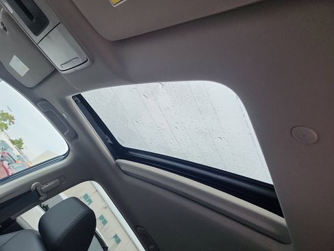 New 2026 Honda CR-V EX-L image 10