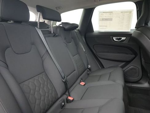 New 2026 Volvo XC60 B5 Core w/ Climate Package image 32