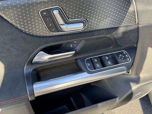 Used 2024 Mercedes-Benz GLA 250 image 19