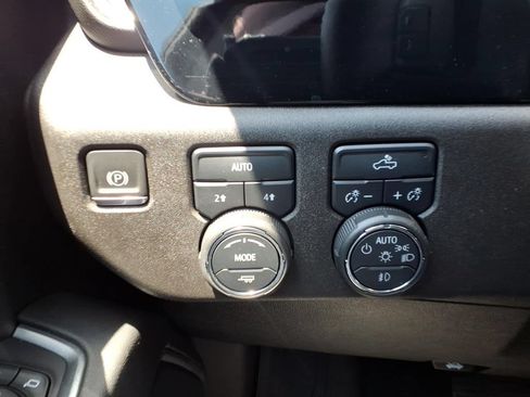 Used 2024 Chevrolet Silverado 1500 RST w/ Protection Package AWD/4WD image 34