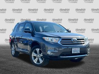 Used 2013 Toyota Highlander Limited video 2