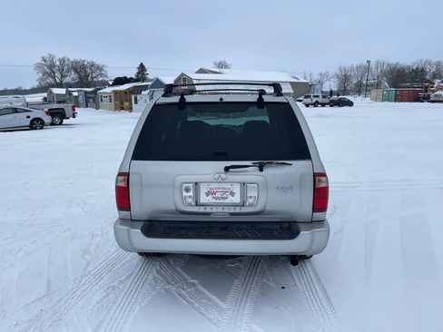 Used 2002 INFINITI QX4 4WD w/ (X03) Heated Seats Pkg image 3