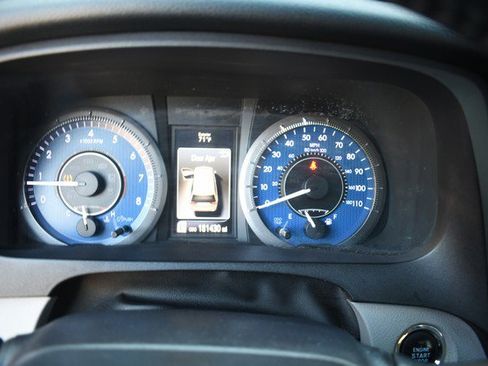 Used 2017 Toyota Sienna XLE Premium FWD image 34