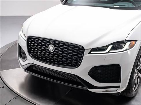 New 2026 Jaguar F-PACE R-Dynamic S AWD/4WD image 9