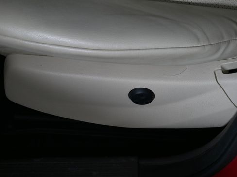 Used 2013 Mercedes-Benz GLK 350 4MATIC image 20