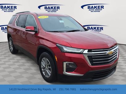 Used 2023 Chevrolet Traverse LT