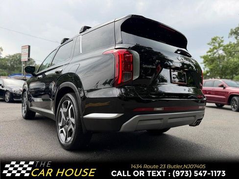 Used 2023 Hyundai Palisade Limited AWD/4WD image 4