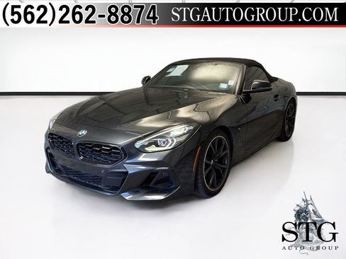 Used 2023 BMW Z4 sDrive30i w/ Driving Assistance Package RWD image 1