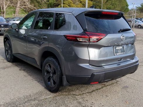 New 2026 Nissan Rogue SV image 7