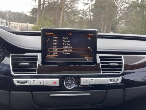 Used 2017 Audi A8 L 4.0T w/ Driver Assistance Package image 18