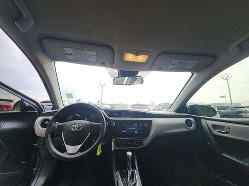 Used 2019 Toyota Corolla LE FWD image 17