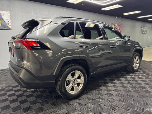 Used 2019 Toyota RAV4 XLE image 13