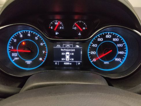 Used 2018 Chevrolet Cruze LT w/ Convenience Package FWD image 23