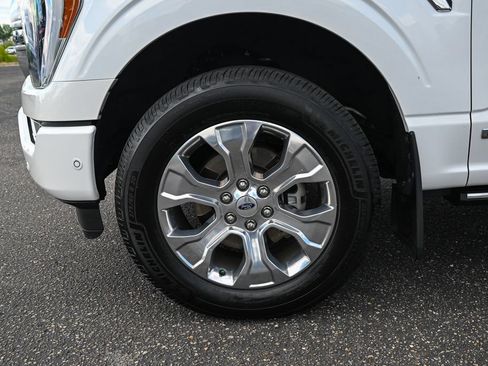 Certified 2022 Ford F150 Platinum w/ Equipment Group 701A High AWD/4WD image 12