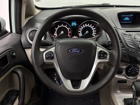 Used 2017 Ford Fiesta SE FWD image 23